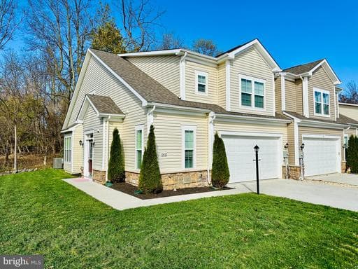 11432 ISAAC COURT - Photo 1