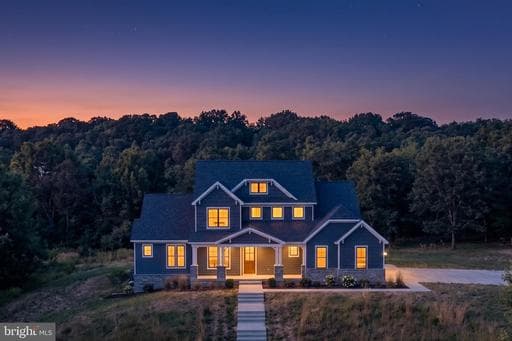 7176 MEADOWBROOKE DRIVE