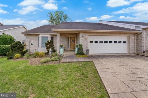 609 KESTREL COURT - Photo 1