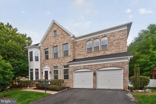 414 SUMMER GARDEN WAY - Photo 1