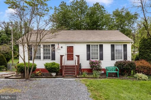 9549 FINGERBOARD ROAD - Photo 1
