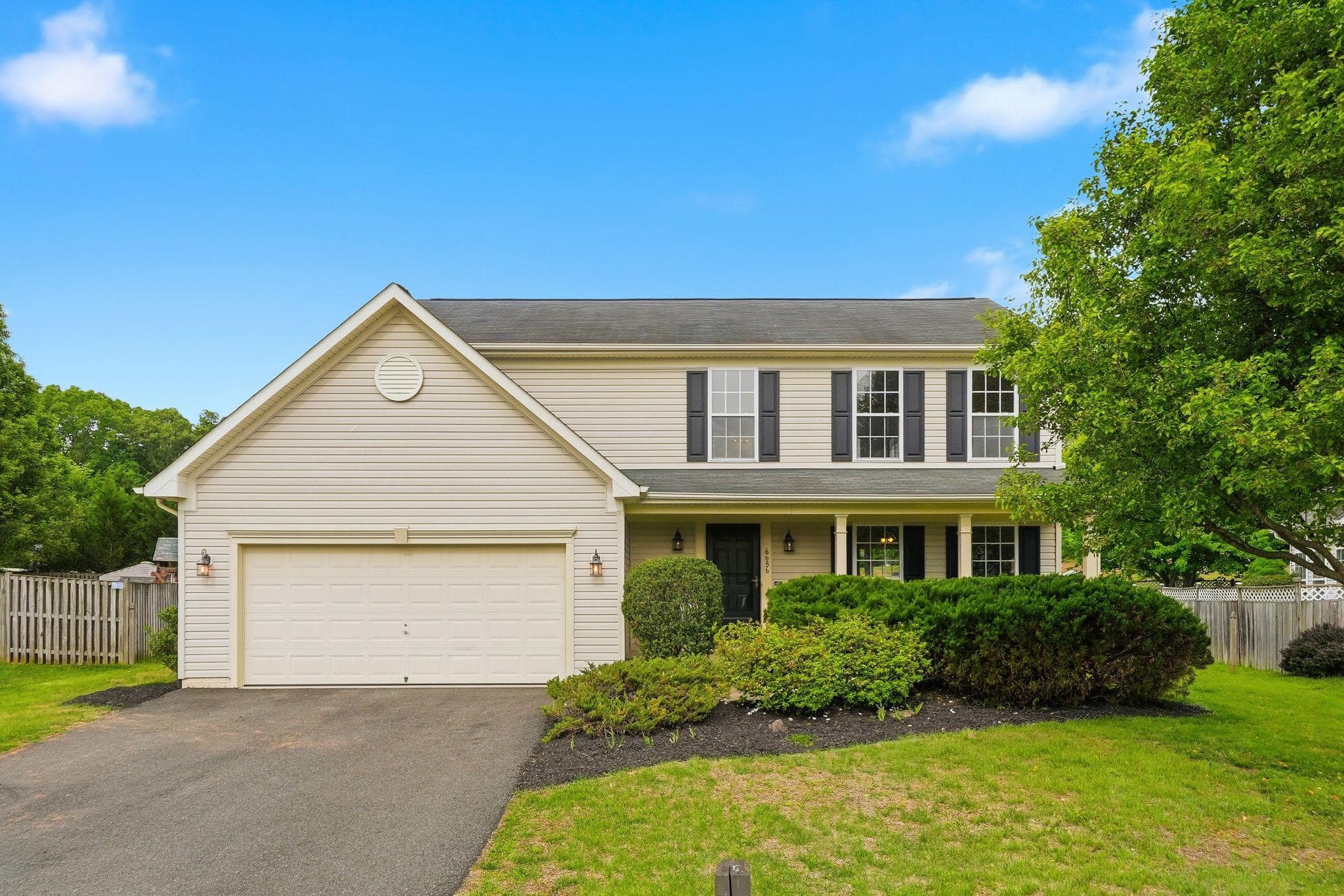 6686 CLARKES MEADOW DRIVE - Photo 1