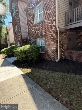9704 LAKE POINTE COURT 102