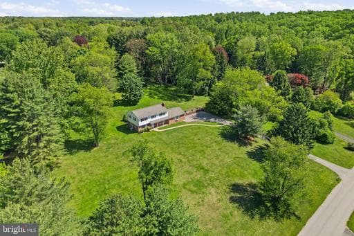 4308 MEADOWCLIFF ROAD - Photo 1