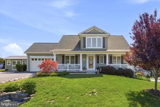 700 MASTERS DRIVE - Photo 1