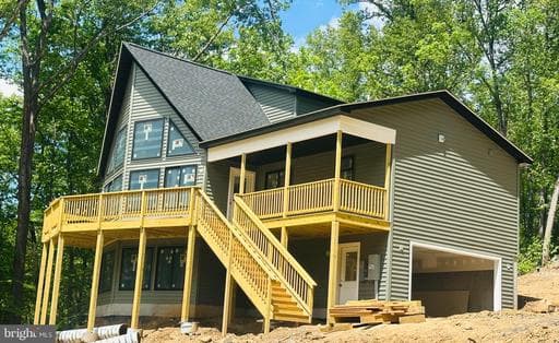240 EHLERS DRIVE - Photo 1