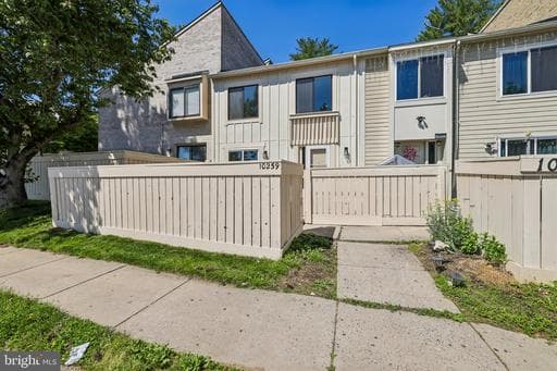 10259 Ridgeline Dr, Montgomery Village, MD 20886-3009, United States - Photo 1