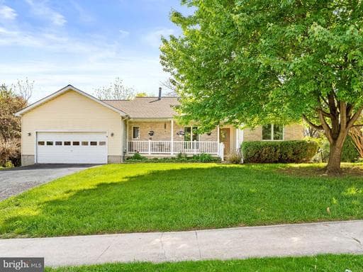 203 MASON RUNN LANE - Photo 1