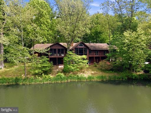 21605 Gentry Ln, Brookeville, MD 20833-1813, United States - Photo 1