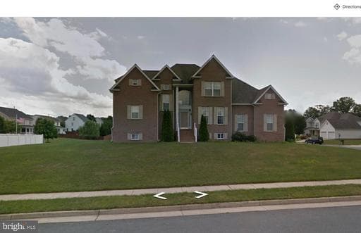 220 FLANAGAN DRIVE - Photo 1