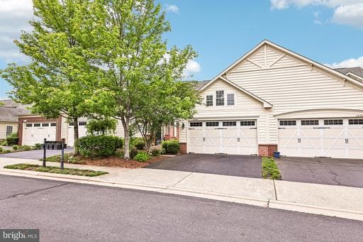 44360 SUNSET MAPLE DRIVE - Photo 1