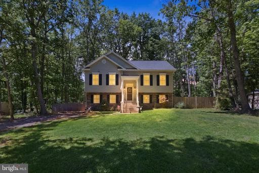 12400 HENKINS LANE - Photo 1