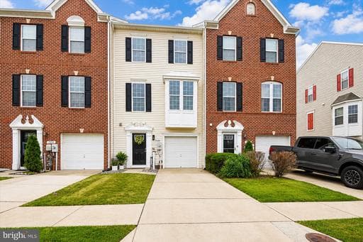 7548 BRIARGROVE LANE - Photo 1