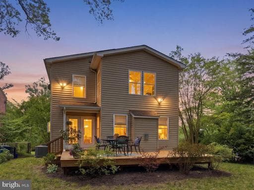 1102 MEURILEE LANE - Photo 1