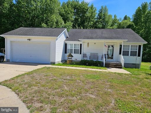 1308 CHESAPEAKE DRIVE - Photo 1