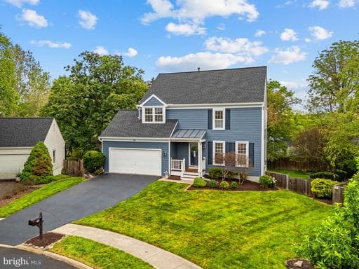 34 LINDEN HILL WAY - Photo 1