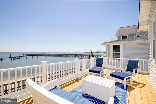 9117 BAY AVENUE - Photo 1