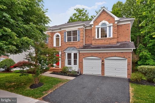 404 MISTY KNOLL DRIVE - Photo 1
