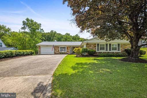 12227 FOXHILL LANE - Photo 1