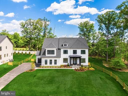 9209 Franks Point Ln, Lorton, VA 22079, United States
