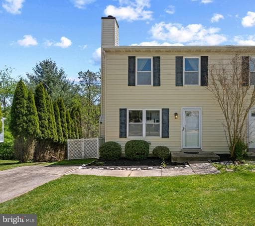 7543 BRAEMAR COURT - Photo 1