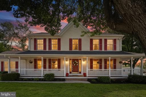 3317 Royal Oak Ct, Ellicott City, MD 21043-4353, United States - Photo 1