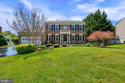 14304 SHOREHAM DRIVE - Photo 1