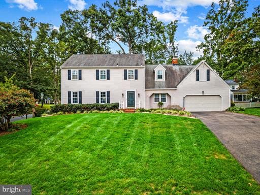 467 Yorkshire Dr, Severna Park, MD 21146-1630, United States - Photo 1