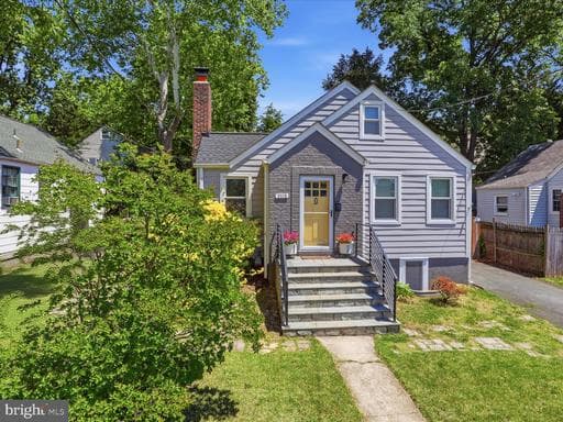 2113 S RANDOLPH STREET - Photo 1