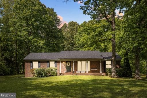 7501 HUNTERS LODGE DRIVE