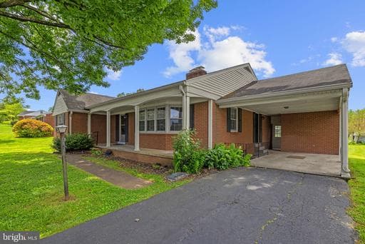 312 NORFOLK DRIVE - Photo 1