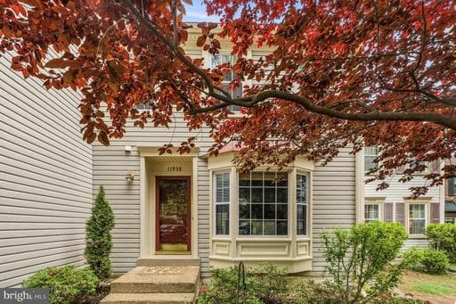 11938 SENTINEL POINT COURT - Photo 1