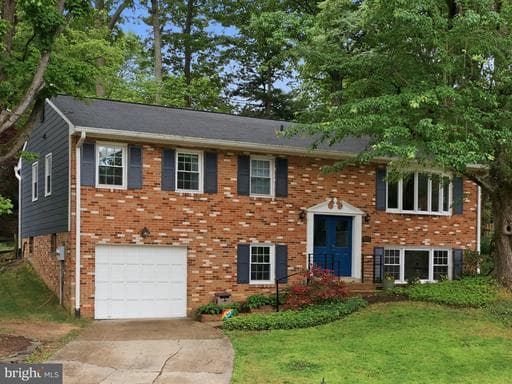 9523 Rockport Rd, Vienna, VA 22180-3448, United States - Photo 1
