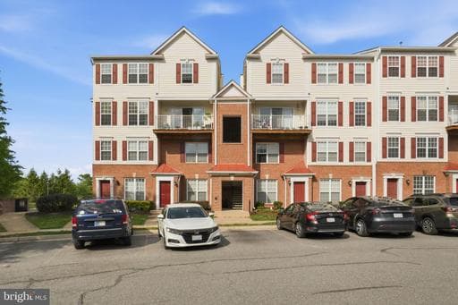 2494 QUICK STREET 303 - Photo 1