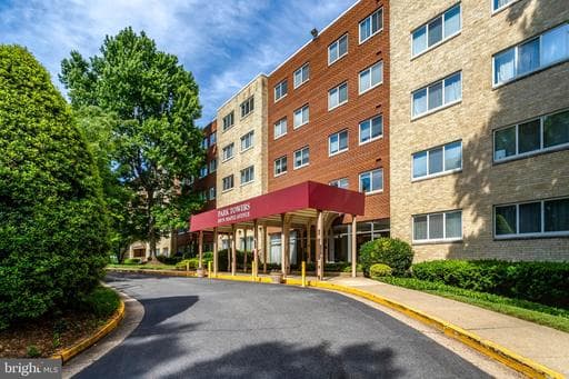 200 N Maple Ave, Falls Church, VA 22046-4324, United States - Photo 1