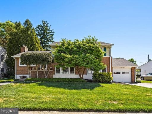 2115 SUBURBAN GREENS DRIVE - Photo 1