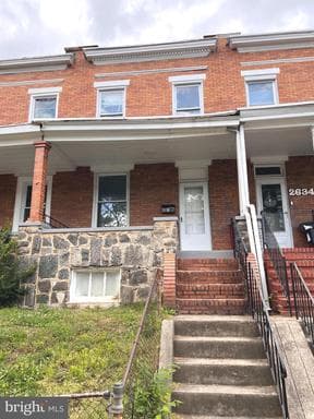 2632 AISQUITH STREET - Photo 1