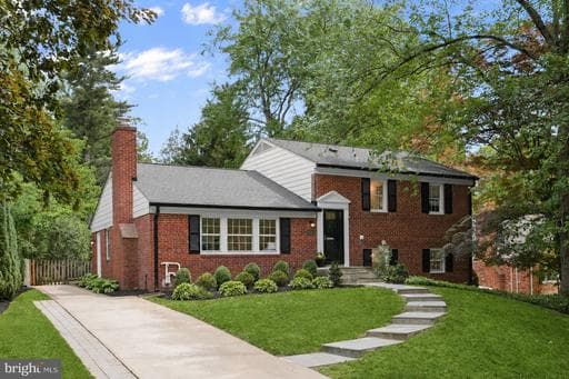 6204 REDWING COURT - Photo 1