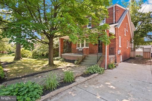 816 Gist Ave, Silver Spring, MD 20910-4920, United States - Photo 1