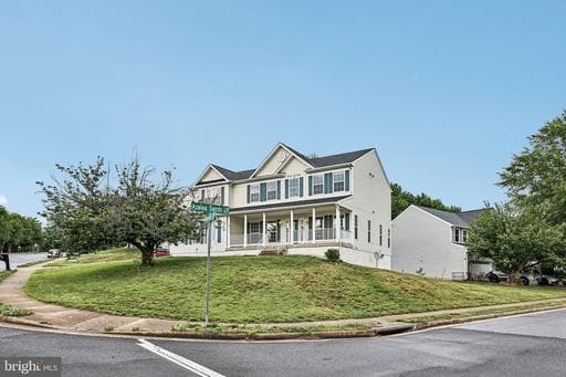 17717 WAYSIDE DRIVE - Photo 1