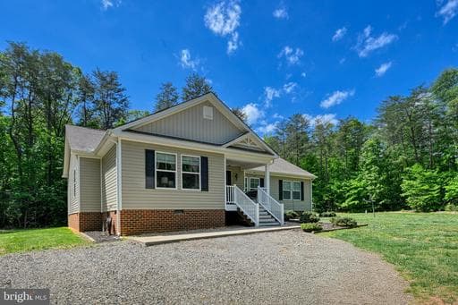 1176 SIGNBOARD ROAD - Photo 1