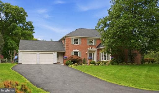 8100 BUCKSPARK LANE - Photo 1