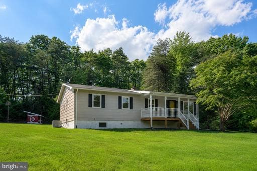 9600 HONEYSUCKLE ROAD - Photo 1