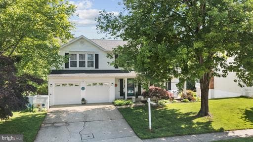 1653 ARMISTICE WAY - Photo 1