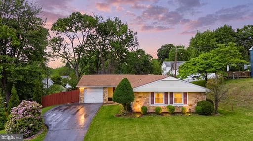 2404 KEYBERRY LANE - Photo 1