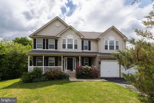 102 Blackpowder Ct, Winchester, VA 22603-8633, United States - Photo 1