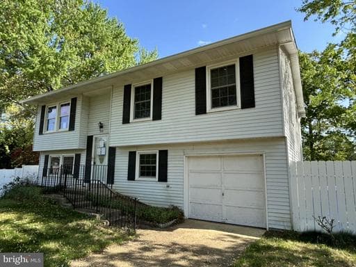 2152 CREST CIRCLE - Photo 1