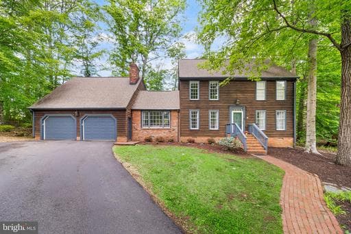 1015 ATLANTIC DRIVE - Photo 1