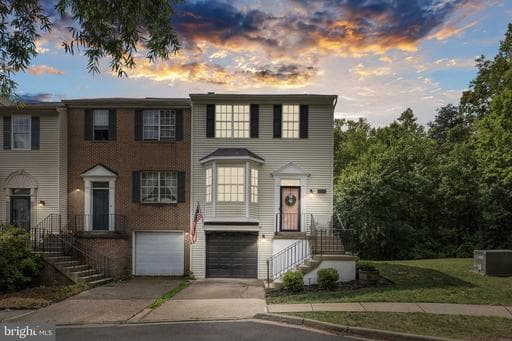 107 CROSSING ROAD - Photo 1