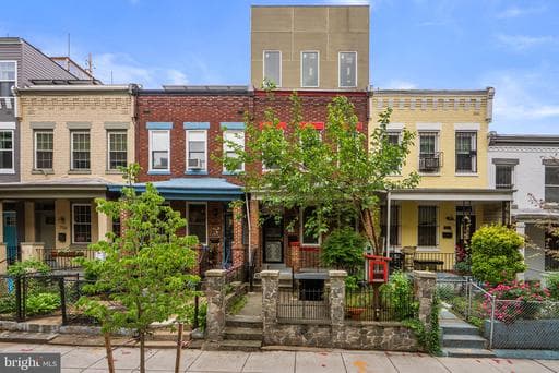 760 LAMONT STREET - Photo 1